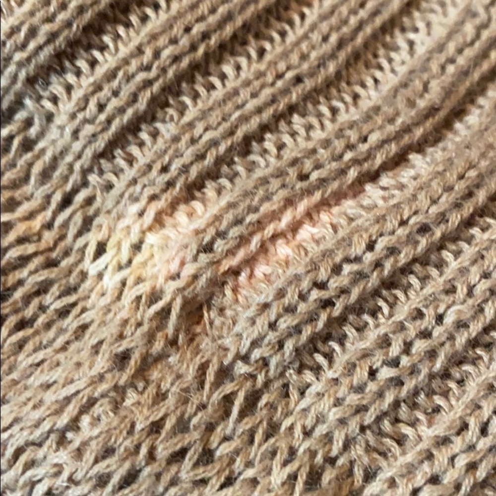 Sweater - Picture 6 of 6